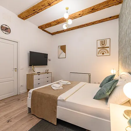 Republicii Appartement