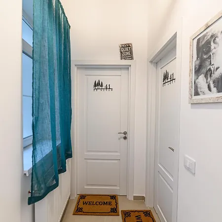 Republicii Apartment *