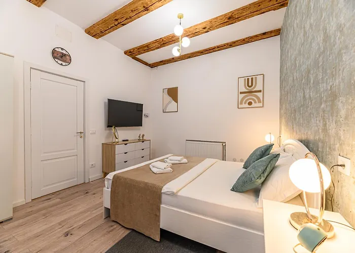 Republicii Appartement